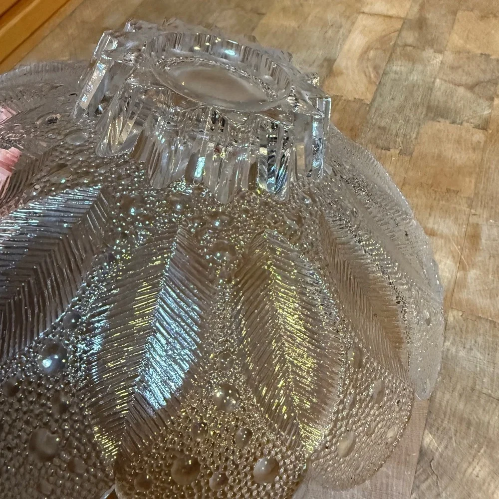 Vintage MCM E. Germany Lausitzer Dew Drop and Leaf Clear Glass Decorative Bowl